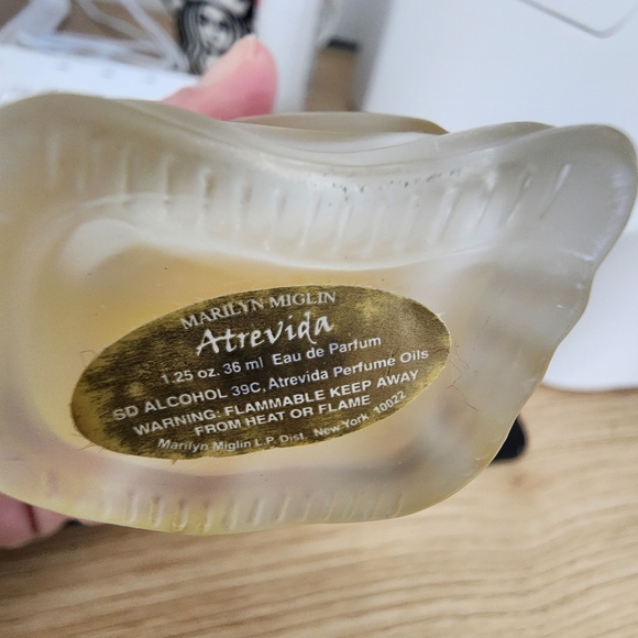 Marilyn Miglan "ATREVIDA" Decanter Edu de Parfume 1.25 oz - Picture 6 of 7